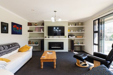 Photo of property in 23 Heathfield Drive, Mosgiel, 9024