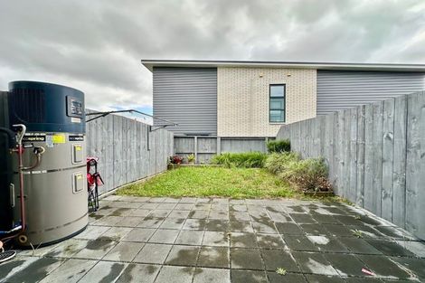 Photo of property in 4 Kaiwawao Lane, Hobsonville, Auckland, 0616