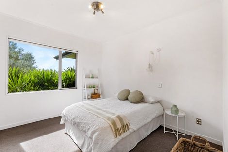 Photo of property in 30 Waipuka Road, Waimarama, Havelock North, 4294