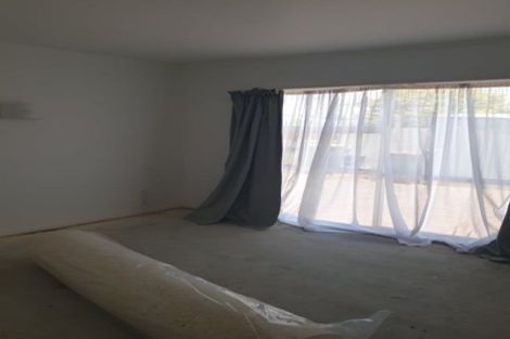 Photo of property in 1/2 Tainui Terrace, Mangere Bridge, Auckland, 2022