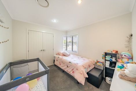 Photo of property in 140 Norana Road, Timberlea, Upper Hutt, 5018