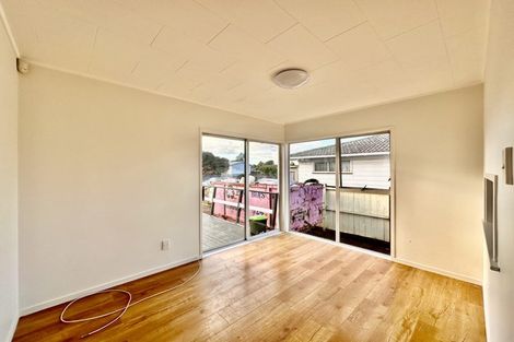 Photo of property in 38 Sharland Avenue, Manurewa, Auckland, 2102