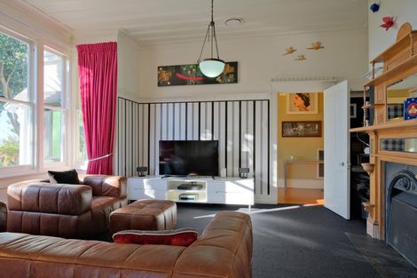 Photo of property in 19 Middleton Road, Kew, Dunedin, 9012