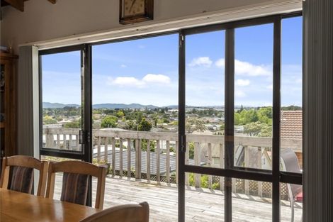 Photo of property in 27 Northview Lane, Nawton, Hamilton, 3200