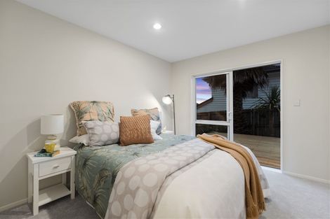 Photo of property in 20 Mulroy Place, Pinehill, Auckland, 0632