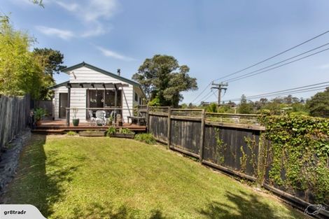 Photo of property in 1/10 Morton Avenue, Forrest Hill, Auckland, 0620