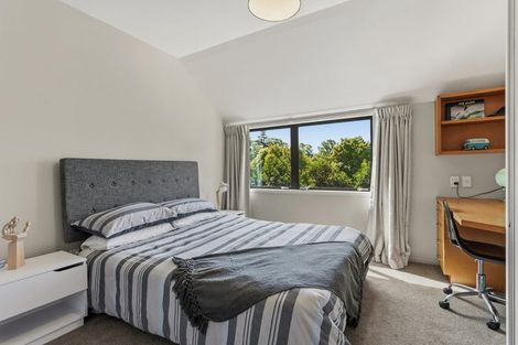Photo of property in 190 Fendalton Road, Fendalton, Christchurch, 8052
