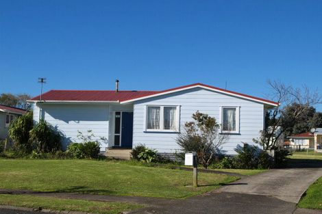 Photo of property in 11 Courtenay Crescent, Mangere East, Auckland, 2024
