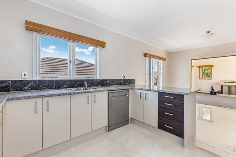 Photo of property in 61 Halver Road, Hillpark, Auckland, 2102