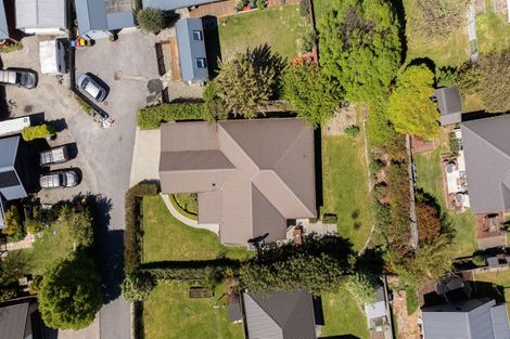 Photo of property in 12 Alexander Place, Arrowtown, 9302