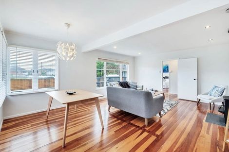 Photo of property in 9c Edwards Avenue, Henderson, Auckland, 0610