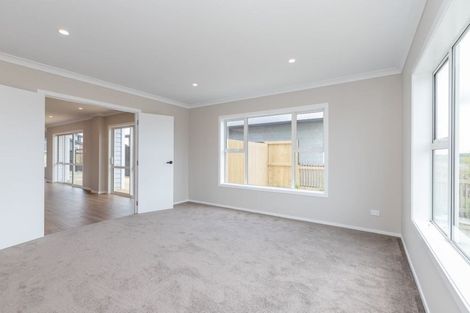 Photo of property in 8 Lavinias Way, Chartwell, Hamilton, 3210