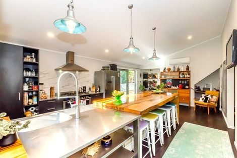 Photo of property in 48 Tutere Street, Waikanae Beach, Waikanae, 5036