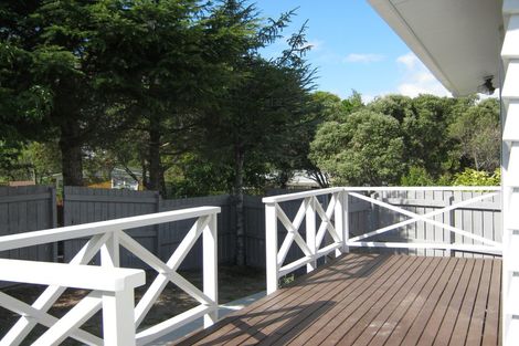 Photo of property in 14 Woodstock Road, Forrest Hill, Auckland, 0620