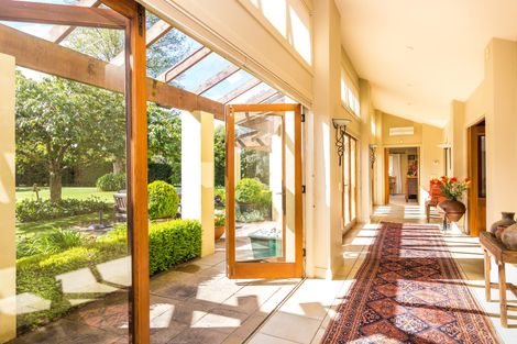Photo of property in 280 Gillespie Place, Acacia Bay, Taupo, 3385