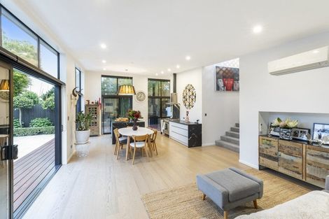 Photo of property in 91 Condell Avenue, Papanui, Christchurch, 8053