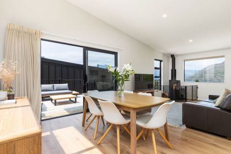 Photo of property in 41b Arawata Terrace, Fernhill, Queenstown, 9300