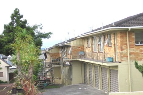 Photo of property in 10/14 Seaview Terrace, Mount Albert, Auckland, 1025