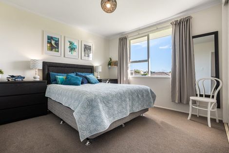Photo of property in 10 Dalry Place, Mangere Bridge, Auckland, 2022
