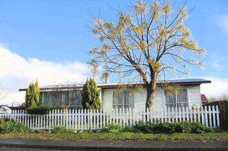 Photo of property in 1 Burton Place, Flaxmere, Hastings, 4120