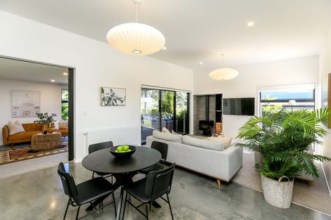 Photo of property in 25 Kotare Drive, Waiwhakaiho, New Plymouth, 4312