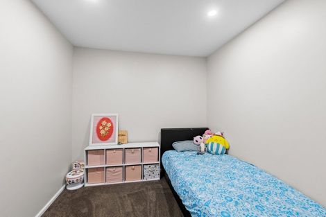 Photo of property in 10 Barclay Place, Burwood, Christchurch, 8061