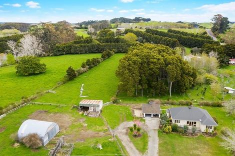 Photo of property in 1145 Kahikatea Flat Road, Waitoki, Kaukapakapa, 0871