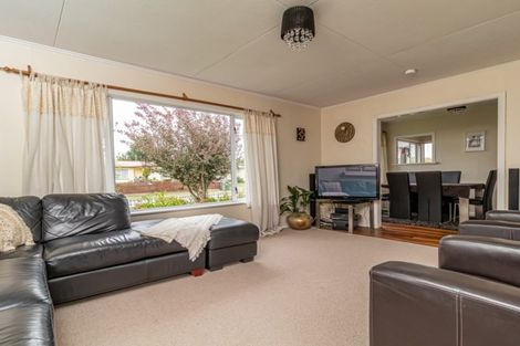 Photo of property in 21 Lipscombe Crescent, Havelock North, 4130