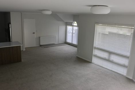 Photo of property in 87 Grant Road, Thorndon, Wellington, 6011