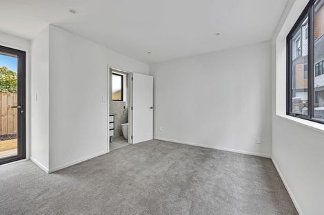 Photo of property in 10/15 Crayford Street, Avondale, Auckland, 1026
