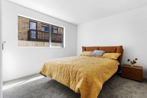 Photo of property in 32d Gulf View Road, Murrays Bay, Auckland, 0630