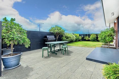 Photo of property in 85 Pacific Road, North New Brighton, Christchurch, 8083