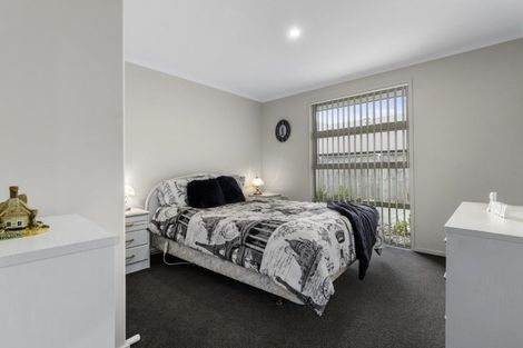 Photo of property in 162 Lakes Boulevard, Pyes Pa, Tauranga, 3112