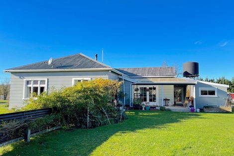 Photo of property in 64 Waihao Back Road, Waimate, 7979