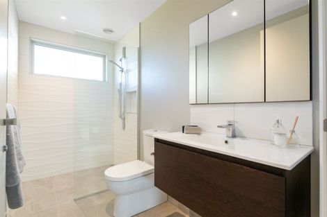 Photo of property in 114 Oceanbeach Road, Mount Maunganui, 3116