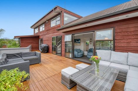 Photo of property in 43 Langton Road, Stanmore Bay, Whangaparaoa, 0932