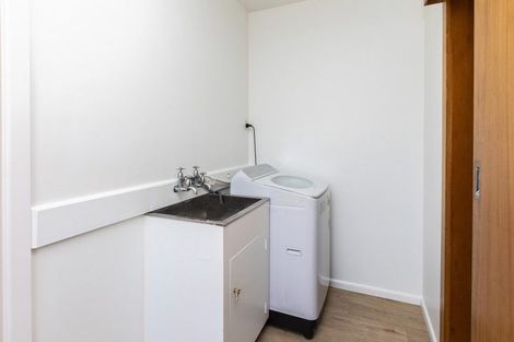 Photo of property in 2/69 Wiggins Street, Sumner, Christchurch, 8081