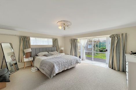 Photo of property in 126 John F Kennedy Drive, Milson, Palmerston North, 4414