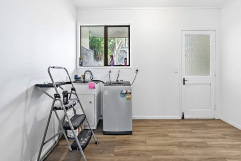 Photo of property in 52 Hilltop Avenue, Morningside, Whangarei, 0110