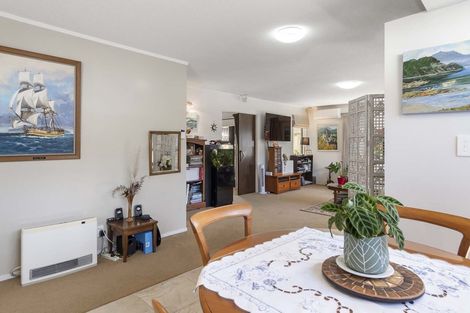 Photo of property in 317b Devonport Road, Tauranga, 3110