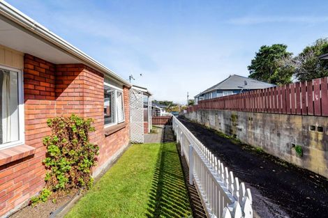 Photo of property in 14c David Street, Westown, New Plymouth, 4310