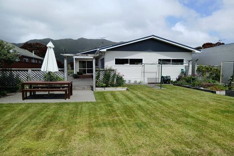Photo of property in 47 Trafalgar Street, Waterloo, Lower Hutt, 5011