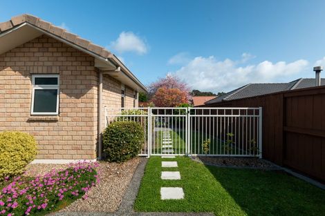 Photo of property in 6 Sunnybrooke Close, Welcome Bay, Tauranga, 3112