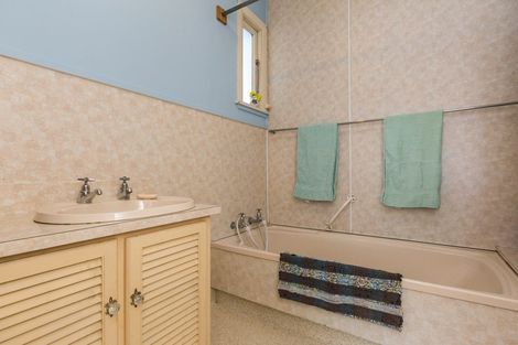 Photo of property in 38 Tollemache Road East, Longlands, Hastings, 4122