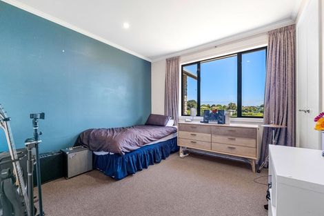 Photo of property in 14b Rennell Street, Frankleigh Park, New Plymouth, 4310