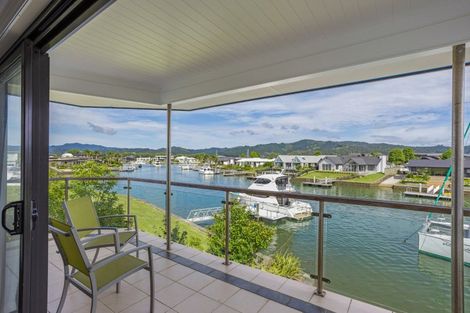 Photo of property in 12 Pelican Place, Whitianga, 3510