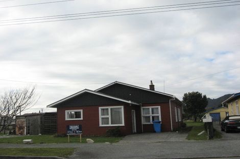 Photo of property in 3 Rigg Street, Blaketown, Greymouth, 7805