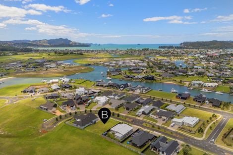 Photo of property in 6 Onerere Drive, Whitianga, 3510