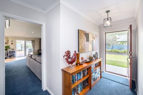 Photo of property in 14a Cotter Street, Greytown, 5712