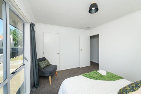 Photo of property in 2 Coromandel Court, Roslyn, Palmerston North, 4414